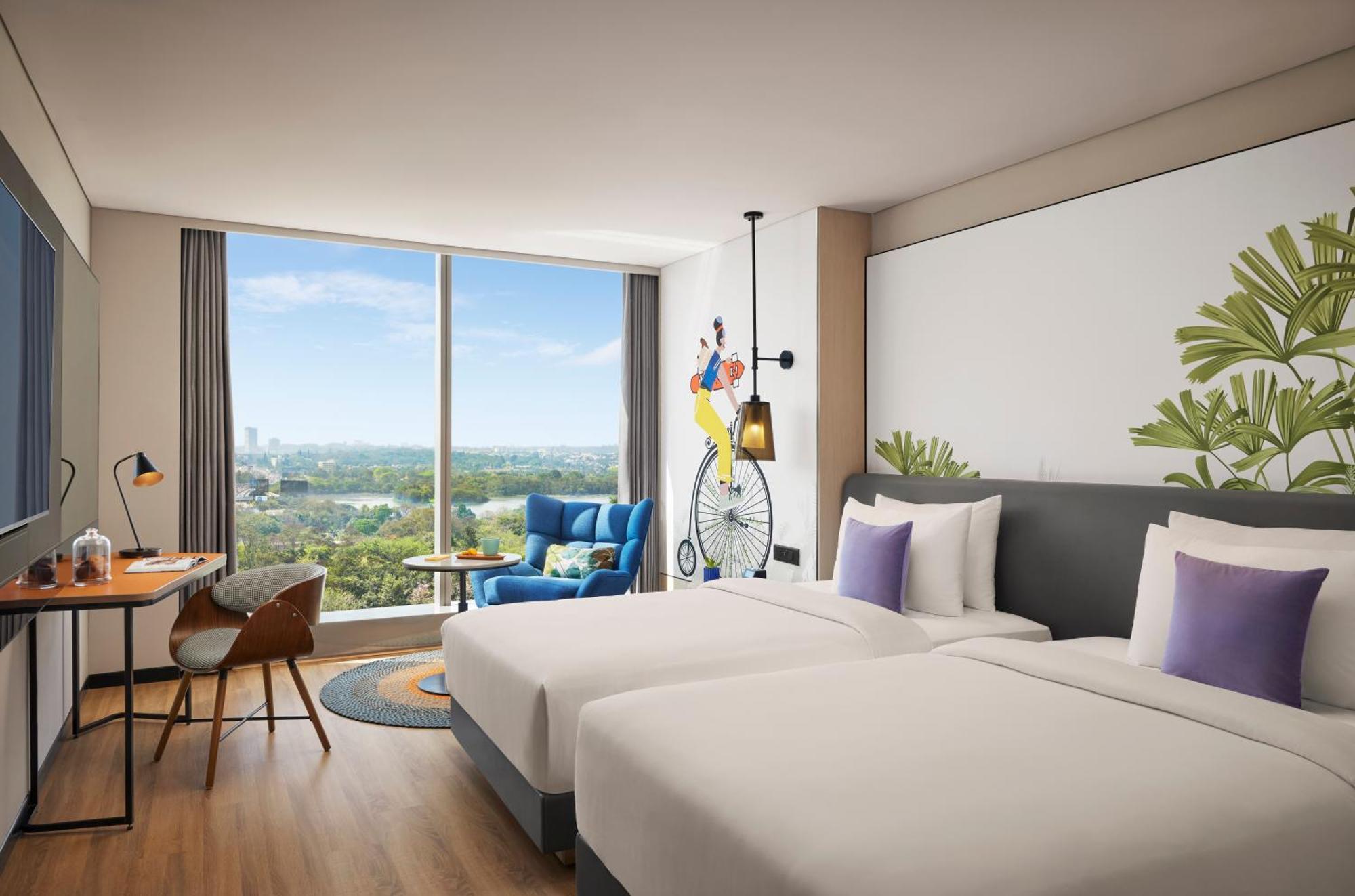 Twin Room Lake View