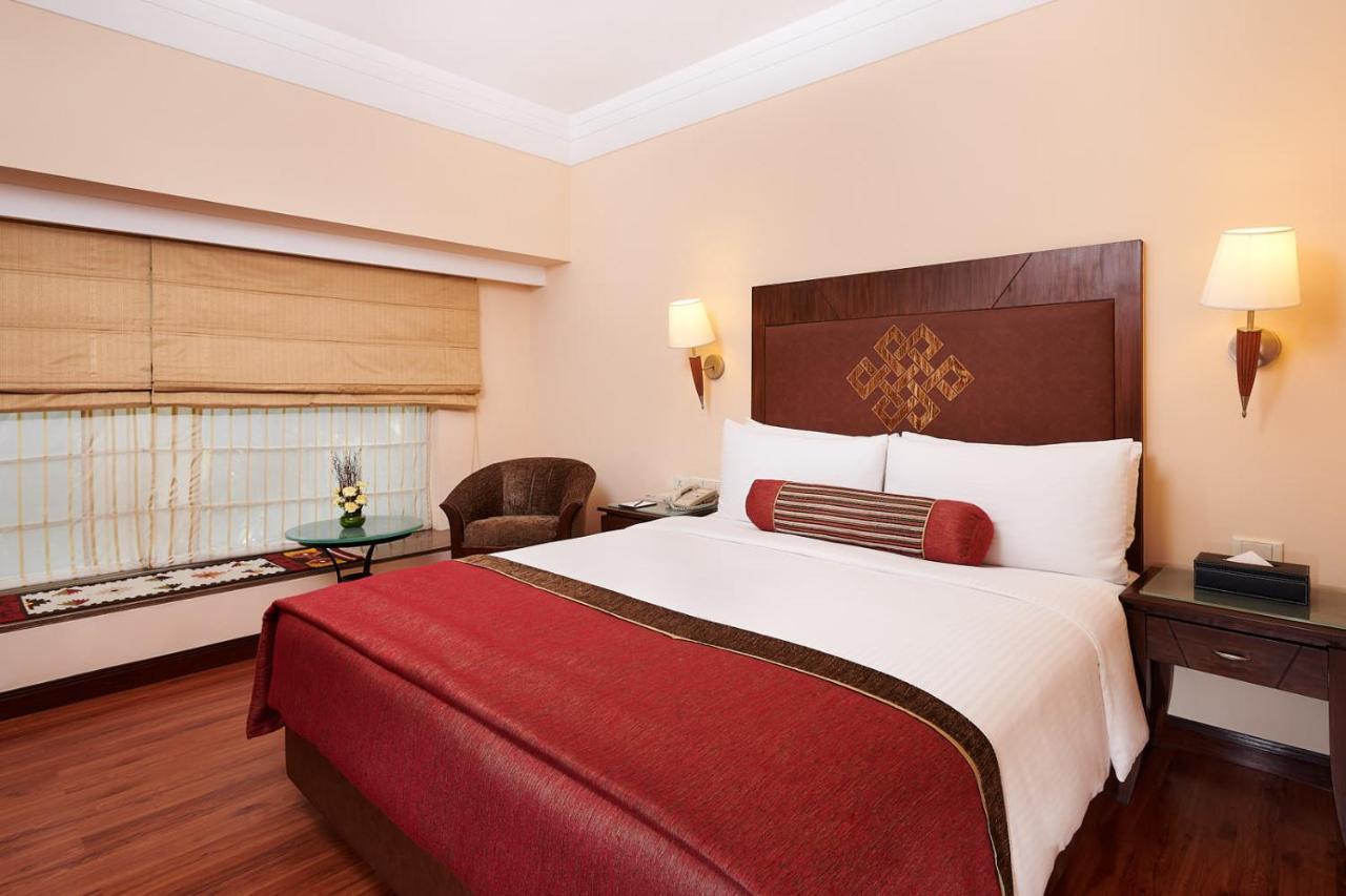 Executive Club Double Room on Food Beverage Spa on Laundry service,63427477:JPEG
